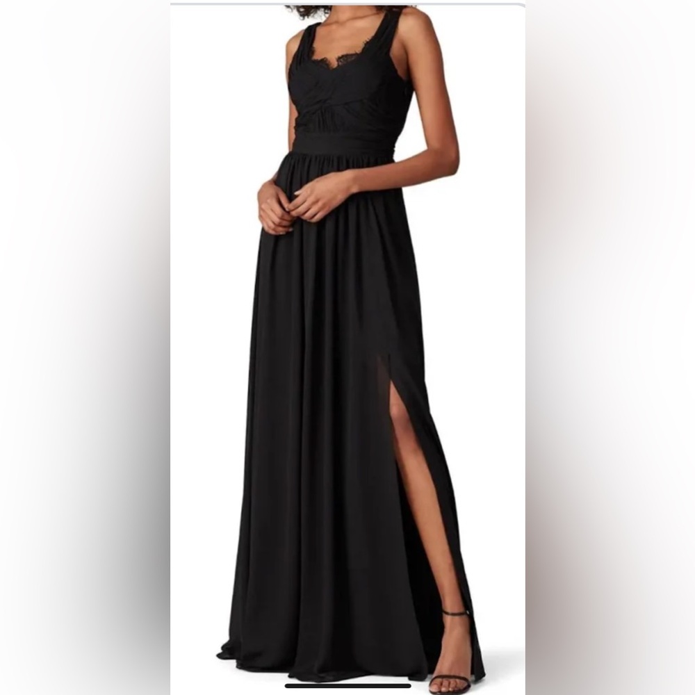 LOVE BY THEIA Black Lace Scoop Neck Gown Size 6